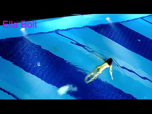 ❤️ No puc parar de mirar-la, jove rossa presa nedant nua a la piscina del complex ELLA BOLT ❌ Porno al porno ca.com-fullporner.ru ️❤