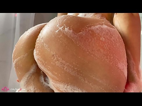 ❤️ La morena es masturba el cony amb un vibrador fins a un orgasme intens a la dutxa ❌ Porno al porno ca.com-fullporner.ru ️❤